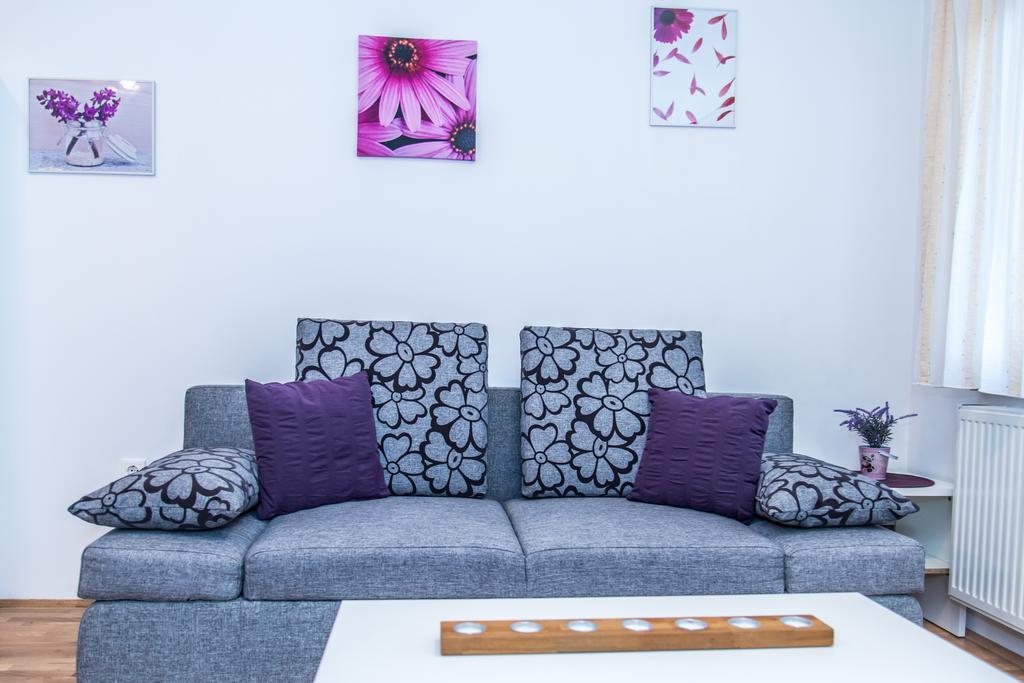 Apartment Flores 오시예크 외부 사진